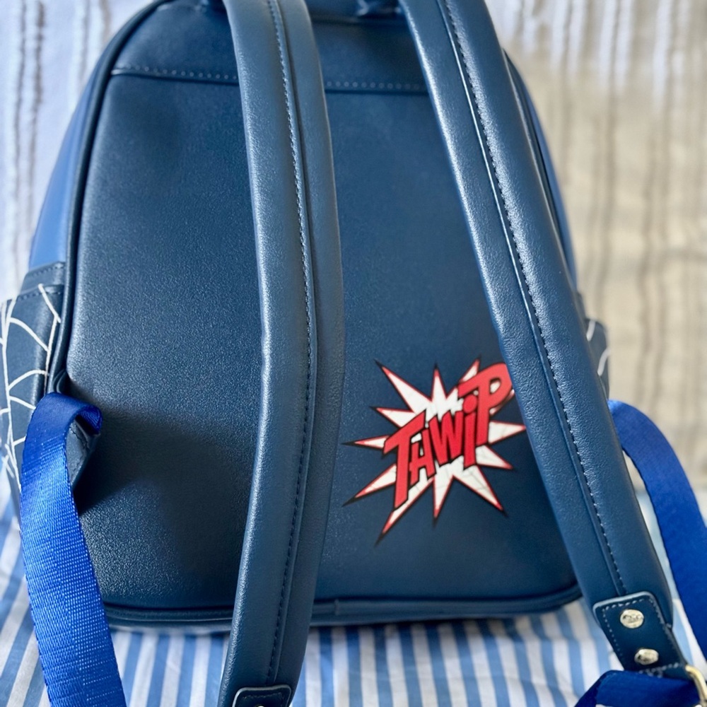 Marvel Spider-Man Blue and Red Backpack - Picture 4 of 5
